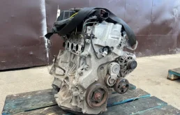 двигатель (M4R 704) для Renault Laguna Купе X91 2007-2013