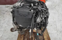 Двигатель без навесного для Mercedes-Benz GLE class на фотографиях