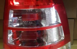 Фонарь правый для Opel Zafira на фотографиях