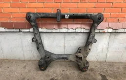 Подрамник двигателя для Toyota Highlander на фотографиях