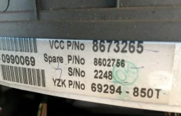 Приборная панель для Volvo XC90 2004 года на фотографиях