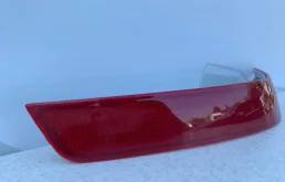 Отражатель (катафот) заднего бампера правый для Mercedes-Benz GL class на фотографиях