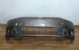 Бампер для Volkswagen Touran 2015 года на фотографиях