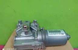 Мотор стеклоочистителя для Audi Q7 на фотографиях