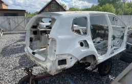задняя часть кузова Renault Duster 2014 HSM F4RA400