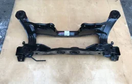 Задний подрамник для Toyota Highlander на фотографиях