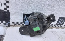 Противотуманка (ПТФ) передняя правая для Nissan Tiida на фотографиях