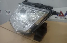 Усилитель переднего бампера для Mitsubishi Pajero Sport 2016 года на фотографиях