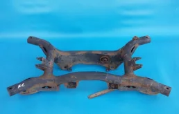 Задняя балка для Mitsubishi ASX 2010 года на фотографиях