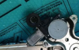 Моторчик стеклоподъемника задний правый TOYOTA Camry V40 2006-2011 2008 8572035140 3