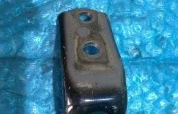 Петля двери передней правой верхняя TOYOTA LAND CRUISER 200 6871012151