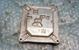 Блок розжига ксенона Land Rover Range Rover III (LM) 2002-2012 LR012477