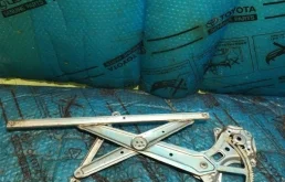 Стеклоподъемник электр. передний правый TOYOTA LAND CRUISER 200 2012 6980160080 22