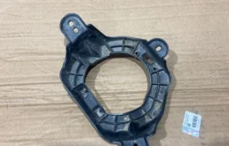 Кронштейн фары противотуманной левой TOYOTA LAND CRUISER 200 2015 8148260070 URJ202 4.6 1UR-FE, передний левый