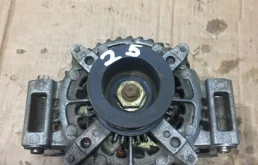 Генератор TOYOTA LAND CRUISER 200 2016 2706051030 URJ202 1VD-FTV 4.5