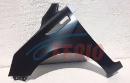 Крыло левое для Toyota Corolla 2011 года на фотографиях