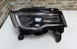 Фара правая для Jeep Grand Cherokee 4 WK2 2010-2013