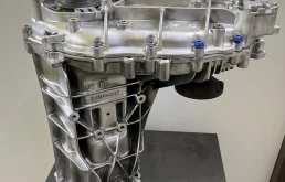 Коробка раздаточная Ауди Ку7 4.2л, Раздаточная коробка JSS Audi Q7 (ЦЕНА ДЕЙСТВИТЕЛЬНА В ОБМЕН НА ВАШ НЕИСПРАВНЫЙ РЕМОНТОПРИГОДНЫЙ АГРЕГАТ ГАРАНИЯ 12 МЕСЯЦЕВ)