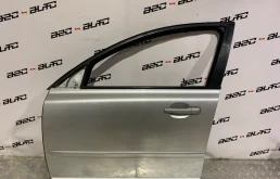 Дверь передняя левая для Volvo S40 2006 года на фотографиях