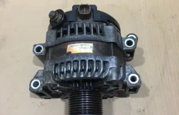 Генератор TOYOTA Land Cruiser 2015 2706051030 URJ200 1VD-FTV 4.5