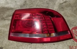 Фонарь Volkswagen Passat 2012 365