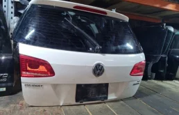 Крышка багажника Volkswagen Passat 2013 365