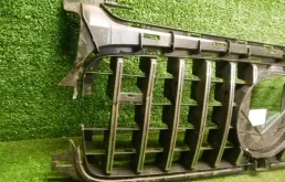 Решетка радиатора для Mercedes-Benz G class 2023 года на фотографиях