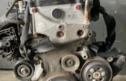 Двигатель без навесного для Honda Stream на фотографиях