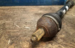 Привод передний правый для Volkswagen Polo 2018 года на фотографиях