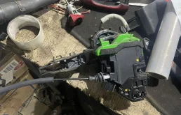 замок двери передний правый kia ceed 2 JD