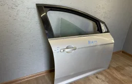 Дверь передняя правая ford focus 3
