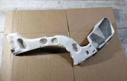 Кронштейн заднего бампера rh ford focus 3 х/б