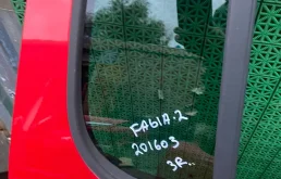 Стекло двери SKODA FABIA 2 2007- заднее форточка хэтчбек правое б/у FABIA 2(2007-2015)