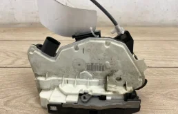 Замок двери VW Tiguan 2008-2017 5N