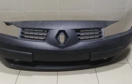 Бампер передний Megane II 2002-2009