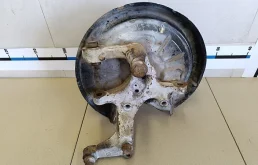 Кулак поворотный передний левый Octavia (A5 1Z-) 2004-2013