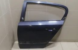 Дверь задняя левая Astra H / Family 2004-2015