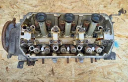 ГБЦ для Mitsubishi Pajero 2007 года на фотографиях