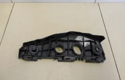 Направляющая переднего бампера правая Corolla E15 2006-2013