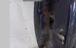Петля двери передней правой нижняя Corsa D 2006-2015