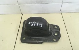 Кронштейн (п.з.к.) Touran 2003-2010