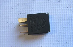 Реле S60 2000-2009