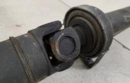 Карданный вал задний для Volvo XC90 2010 года на фотографиях