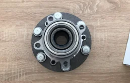 Ступица колеса передняя правая для Mitsubishi L200 KB4T 2007-2016