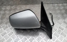 Стекла и зеркала для Nissan Note на фотографиях