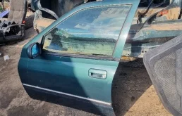 Дверь передняя левая для Peugeot 406 1999-2004