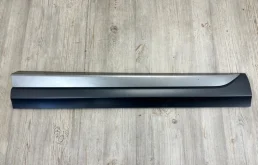 Накладка на дверь передняя левая для Audi Q3 8U 2011-2019