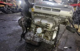 Двигатель без навесного для Lexus ES 2004 года на фотографиях