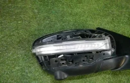 Зеркало боковое правое для Nissan Qashqai 2013 года на фотографиях