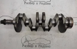 Коленвал для Mercedes-Benz Vito 2002 года на фотографиях